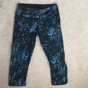 Lululemon crop pant